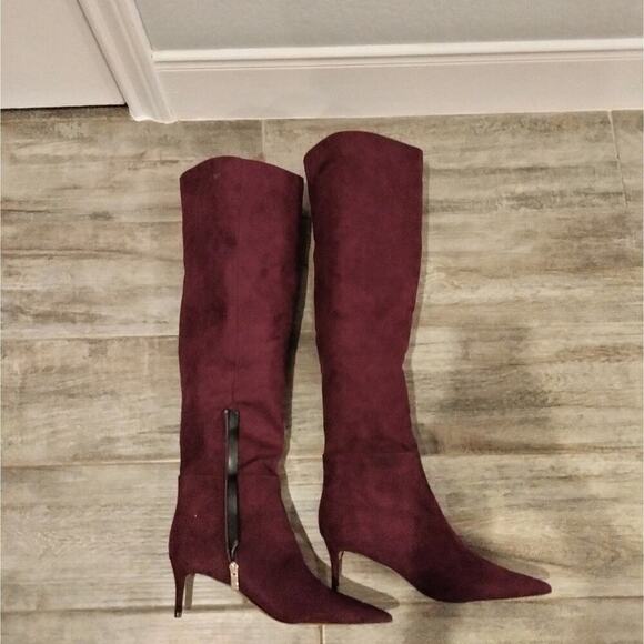 Lulu's Suede Knee High boots - Picture 4 of 4